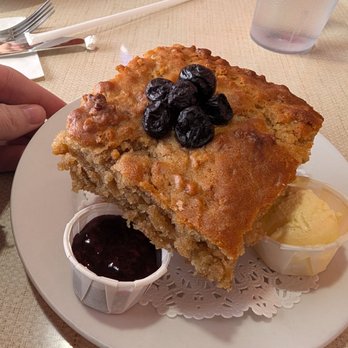 The Breadboard Restaurant - Blueberry muffin - Breakfast & Brunch Near Me - Ashland, Oregon The Breadboard Restaurant - Blueberry muffin - Breakfast & Brunch Near Me - Ashland, Oregon