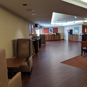 Hampton Inn Colchester - Hotels Near Me - Colchester, Vermont
