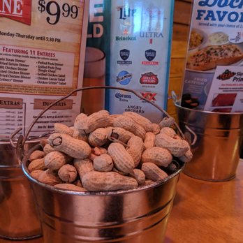 Texas Roadhouse - American Near Me - Mesa, Arizona