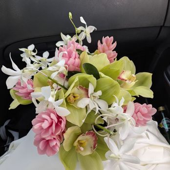 My Flower Shop - Wedding bouquet - Florists Near Me - Lahaina, Hawaii My Flower Shop - Wedding bouquet - Florists Near Me - Lahaina, Hawaii