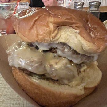 Herb & Thelma's Tavern - Burger - American Near Me - Covington, Kentucky Herb & Thelma's Tavern - Burger - American Near Me - Covington, Kentucky