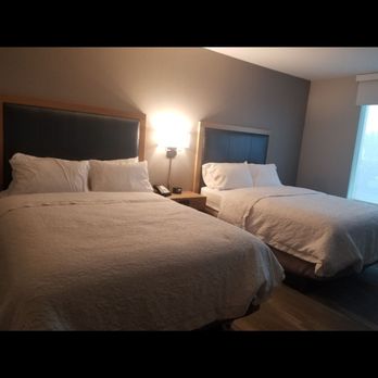 Hampton Inn - The bedroom - Hotels Near Me - San Diego, California