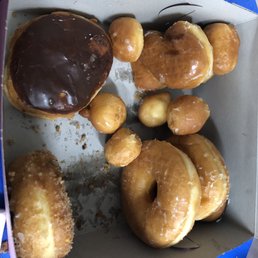 Donuts Donuts