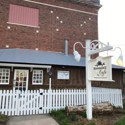 Renaissance Cafe - Facade