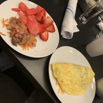 Hilton Atlanta - Breakfast - Hotels Near Me - Atlanta, Georgia Hilton Atlanta - Breakfast - Hotels Near Me - Atlanta, Georgia