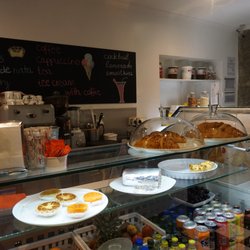 NaturIce - drink and pasty set up