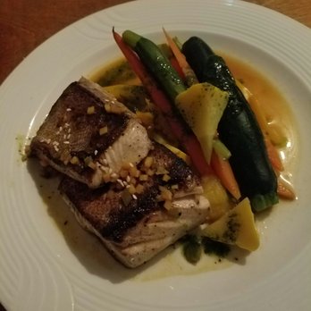 Muelle 3 - Grilled Yellowtail - Seafood Near Me - Ensenada, BCN