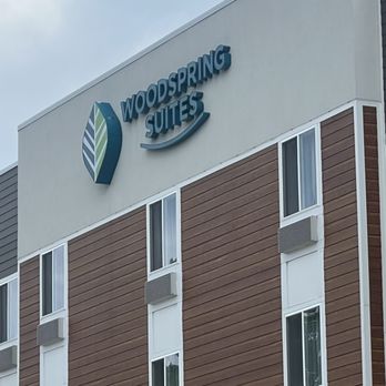 WoodSpring - Hotels Near Me - Grand Rapids, Michigan WoodSpring - Hotels Near Me - Grand Rapids, Michigan
