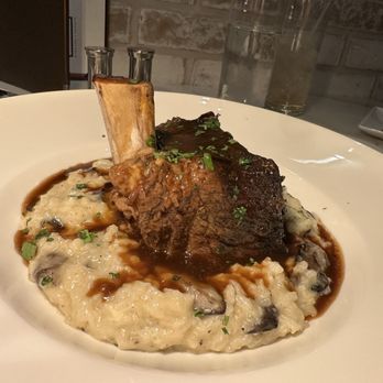1609 Prime Cuts Cocktails - Braised Short Ribs with Mushroom Risotto - Seafood Near Me - Dumfries, Virginia