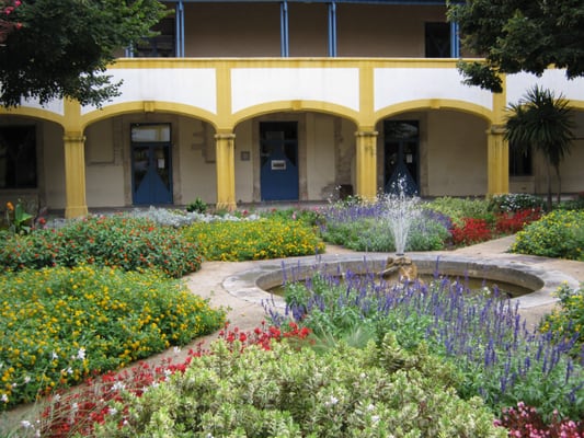 L'espace Van Gogh by null