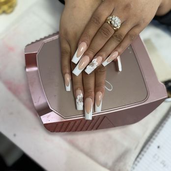 Queen Nails - Nail Salons Near Me - Long Beach, California Queen Nails - Nail Salons Near Me - Long Beach, California