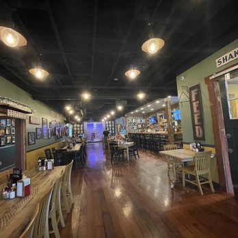Puckett's Restaurant - One of the 3 dining sections and bar. They even have live music! - Southern Near Me - Pigeon Forge, Tennessee Puckett's Restaurant - One of the 3 dining sections and bar. They even have live music! - Southern Near Me - Pigeon Forge, Tennessee