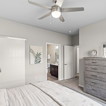 High Bluff Townhomes - Apartments Near Me - Grafton, Wisconsin High Bluff Townhomes - Apartments Near Me - Grafton, Wisconsin
