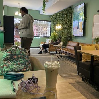 Dero Coffee Shop - Spanish latte - Bakeries Near Me - Columbia Heights, Minnesota