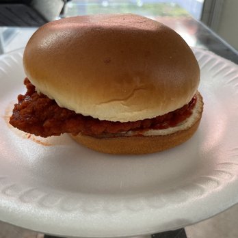 Wingstop - Sandwich Before the cut !! - Chicken Wings Near Me - Chula Vista, California