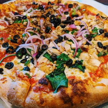 Dough Co Pizza - Half veggie plus chicken and half supreme. 18" - Pizza Near Me - Des Moines, Iowa Dough Co Pizza - Half veggie plus chicken and half supreme. 18" - Pizza Near Me - Des Moines, Iowa