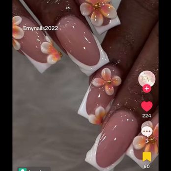 Euro Nails Spa - This is what I wanted...just an accent flower - Nail Salons Near Me - Riverside, California