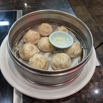 Auntie Qiu Kitchen - Shanghainese Near Me - Arcadia, California