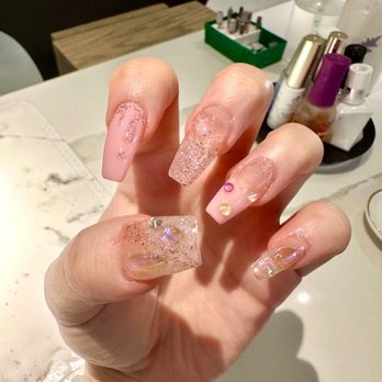 SN Lashes - Eyelash Service Near Me - New York, New York