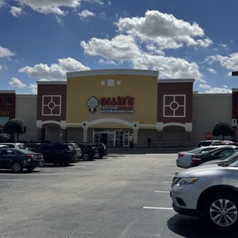 Ollie's Bargain Outlet - Storefront - Discount Store Near Me - Orlando, Florida Ollie's Bargain Outlet - Storefront - Discount Store Near Me - Orlando, Florida