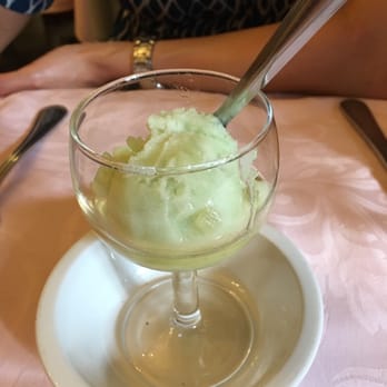 Sofhotel - Apple sorbet with a splash of Apple liqueur to cleanse the palate. - Hotels Near Me - Beaubec-La-Rosière, 76
