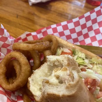 Cambridge Deli & Grill - Chicken cutlet sandwich with onion rings - Delis Near Me - Cambridge, Massachusetts