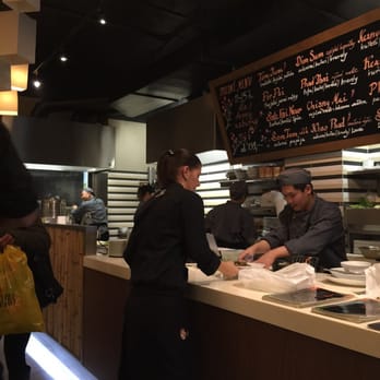 Zebra Express - Open kitchen - Thai Near Me - Prague, Puerto Rico