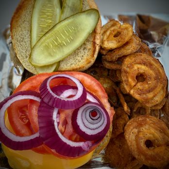 Lucky’s Kitchen - Food Trucks Near Me - West Allis, Wisconsin Lucky’s Kitchen - Food Trucks Near Me - West Allis, Wisconsin