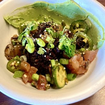 True Food Kitchen - Tahitian Tombo Tuna Poke Bowl - New American Near Me - Raleigh, North Carolina True Food Kitchen - Tahitian Tombo Tuna Poke Bowl - New American Near Me - Raleigh, North Carolina