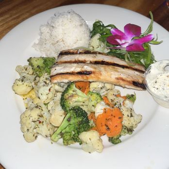 Kon Tiki Restaurant & Lounge - Grilled Mahi - American Near Me - Tucson, Arizona
