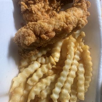 Raising Cane's Chicken Fingers - Box combo - Fast Food Near Me - Phoenix, Arizona Raising Cane's Chicken Fingers - Box combo - Fast Food Near Me - Phoenix, Arizona