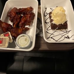 Movie Bistro - North Canton - Wings & brownie