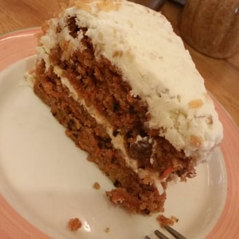 Il Caffe Latte - Carrot cake is amazing - Coffee & Tea Near Me - New York, New York