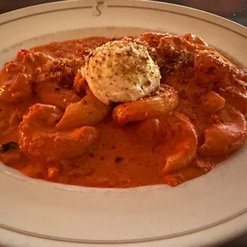 Sammie’s - Lumache alla vodka - Italian Near Me - Austin, Texas