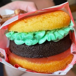 Cake Burgers - The eponymous cake burger