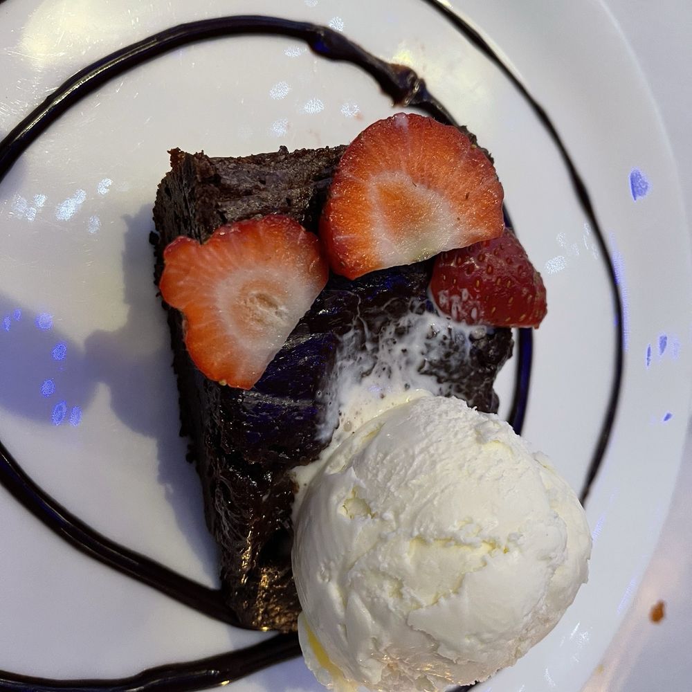 Ampersea - Brownie a la mode - New American Near Me - Baltimore, Maryland Ampersea - Brownie a la mode - New American Near Me - Baltimore, Maryland