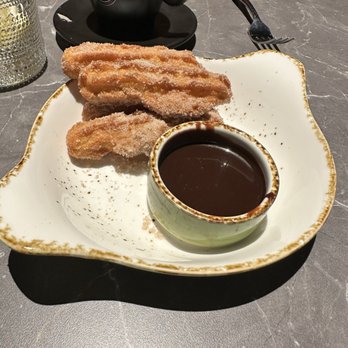 Vaca - Churros Con Chocolate - Spanish Near Me - Los Angeles, California Vaca - Churros Con Chocolate - Spanish Near Me - Los Angeles, California