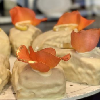Extraordinary Desserts - Bakeries Near Me - San Diego, California Extraordinary Desserts - Bakeries Near Me - San Diego, California