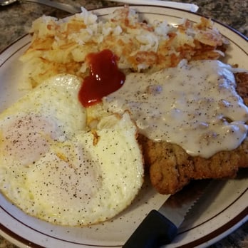 The Geneva Diner - Country Fried Steak & Sausage Gravy - American Near Me - Geneva, Illinois