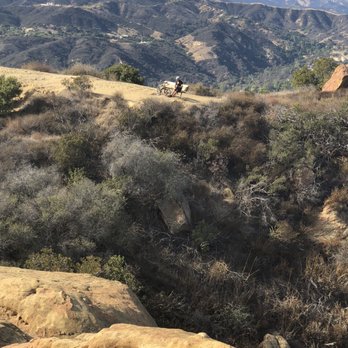 Eagle Rock Canyon Trail - A mountain biker doing a loop of ER trail. He said he's been coming here to bike since 1984.. (wow!) - Hiking Near Me - Los Angeles, California Eagle Rock Canyon Trail - A mountain biker doing a loop of ER trail. He said he's been coming here to bike since 1984.. (wow!) - Hiking Near Me - Los Angeles, California