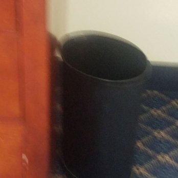 Baymont by Wyndham McComb - No trash bag in the garbage can. - Hotels Near Me - McComb, Mississippi