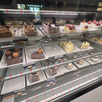 Paris Baguette - Bakeries Near Me - Tukwila, Washington Paris Baguette - Bakeries Near Me - Tukwila, Washington