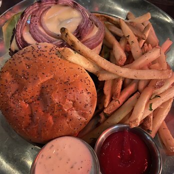 Eureka! - Eureka Eureka- American Cheeseburger - American Near Me - Carlsbad, California