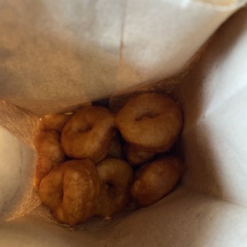 Daily Dozen Doughnut - Get the dozen!! - Bakeries Near Me - Seattle, Washington