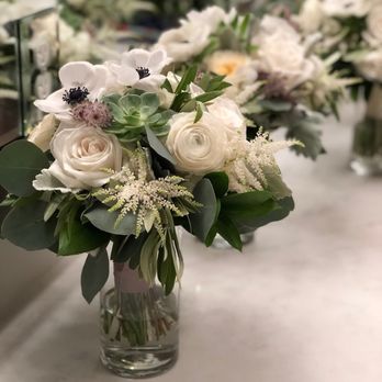 Delford West Flowers - Florists Near Me