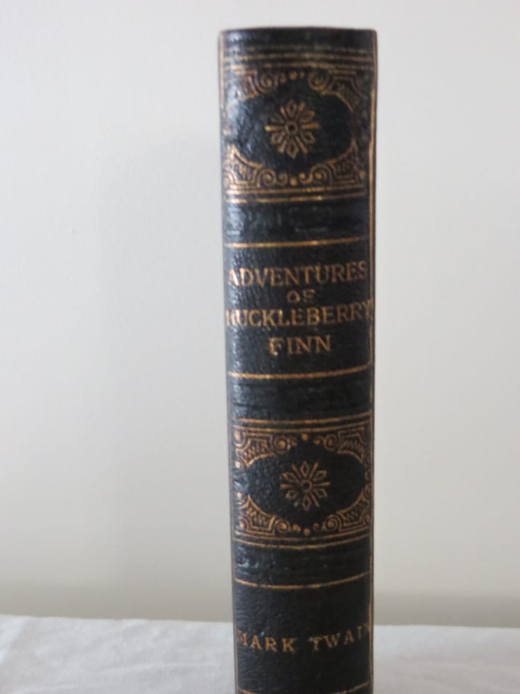 Craft Book Binding Logo