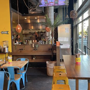 Alamar Dominican Kitchen - Dining area - Comfort Food Near Me - Oakland, California