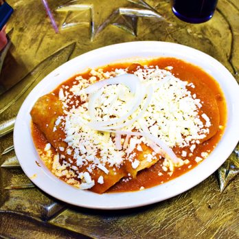 Mr Pulpo Marisqueria - Chicken enchilada - Mexican Near Me - Indianapolis, Indiana