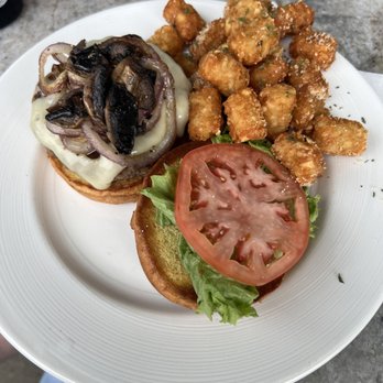 Bay Local Eatery - Breakfast & Brunch Near Me - Virginia Beach, Virginia