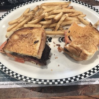 Black Bear Diner Arvin - Breakfast & Brunch Near Me - Arvin, California